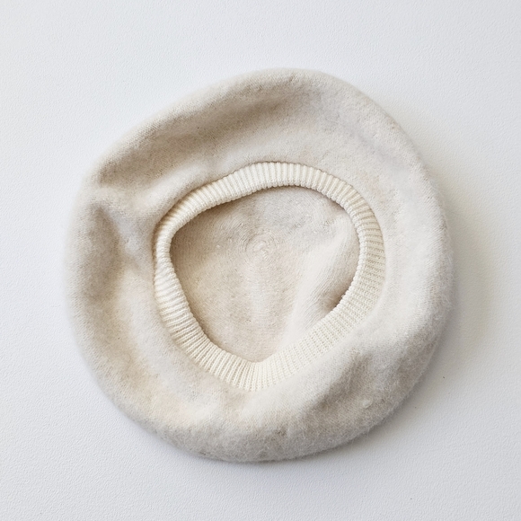 Vintage Angora Rabbit Lambswool Knit Beret Soft Cream Wool Hat Made in Japan main image 4
